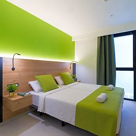 Mg Poniente Otel