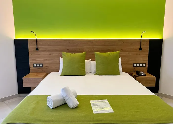 Hotel Mg Poniente 3*