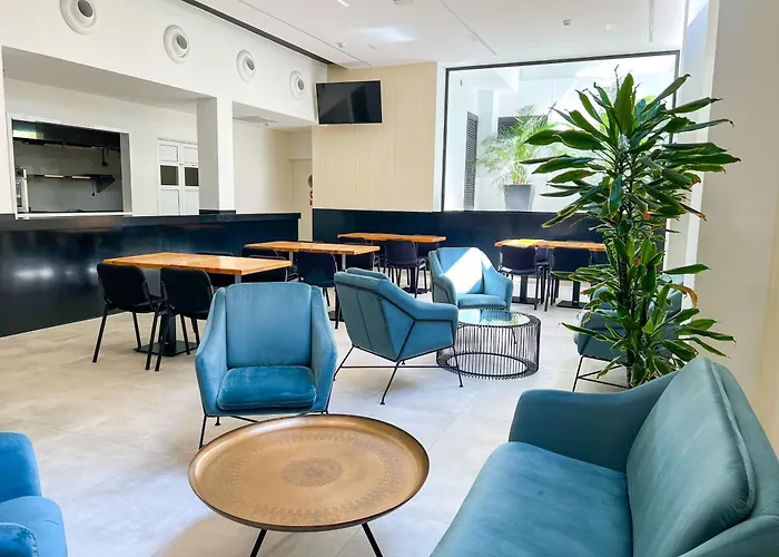 Hotel Mg Poniente 3*